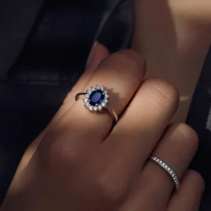 Mia Colore Azure Ring aus 925er Sterlingsilber mit blauem Zirkoniastein